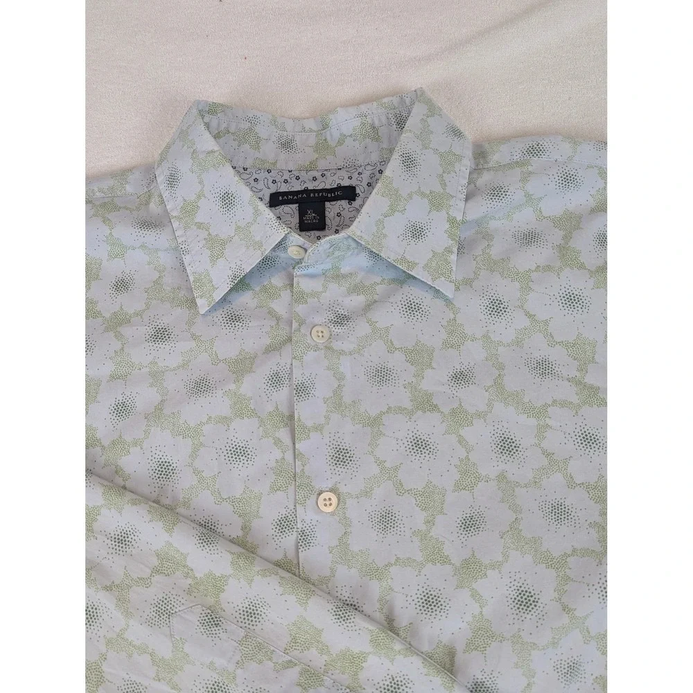 Banana Republic Mens XL Long Sleeve Button Down Shirt Floral Print Lt Blue Green